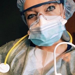 Meet your Posher, Nikki